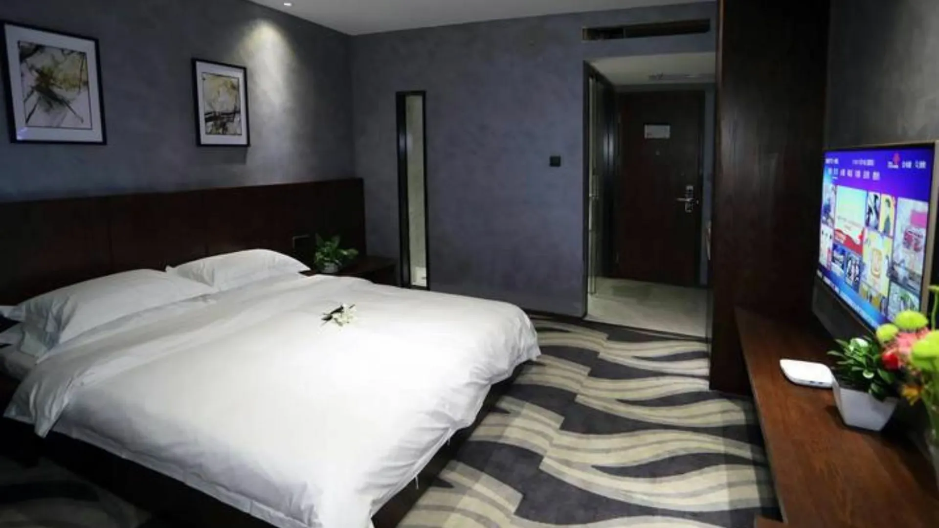 Luoyang Comfort Boutique Hotel China