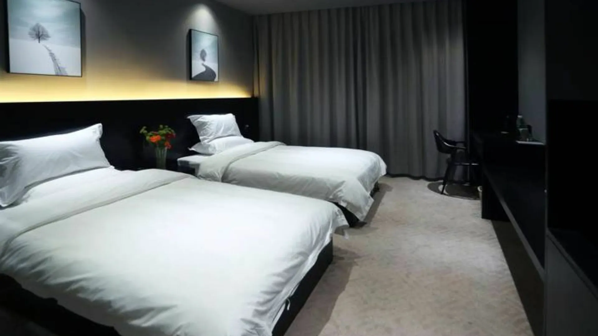 ***  Luoyang Comfort Boutique Hotel China
